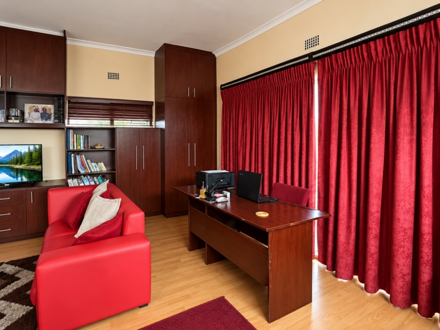 4 Bedroom Property for Sale in Montana Western Cape